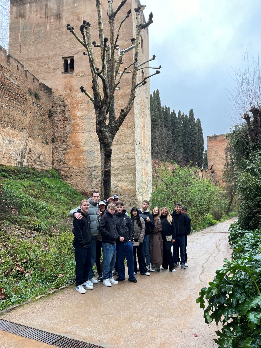 EUX Business elever øver sprog i Granada